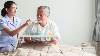 khám bệnh tại nhà ngày lễ Tết