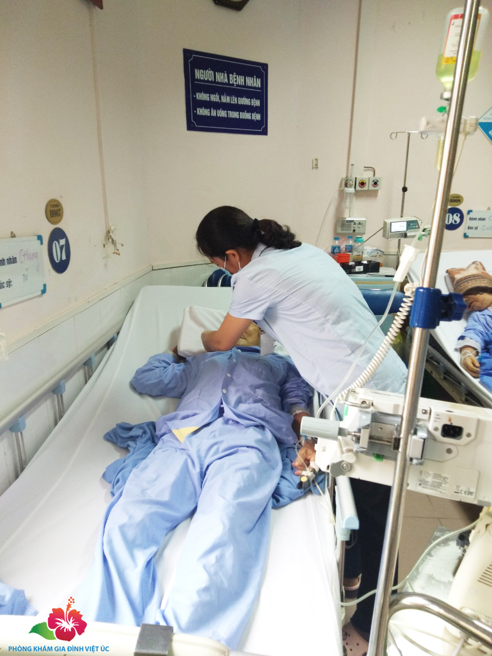 Mô hình điều dưỡng chăm sóc người bệnh toàn diện tại Khoa Hồi sức tích cực  chống độc của Bệnh viện Bình Dân