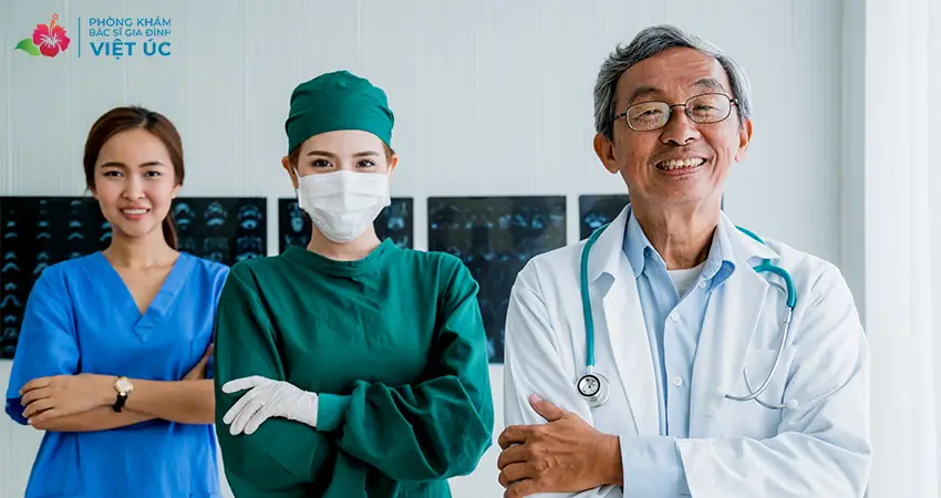 Đội ngũ y bác sĩ chuyên nghiệp và tận tâm tại Việt Úc 